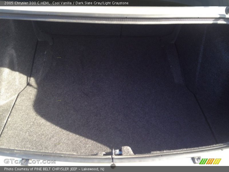 Cool Vanilla / Dark Slate Gray/Light Graystone 2005 Chrysler 300 C HEMI