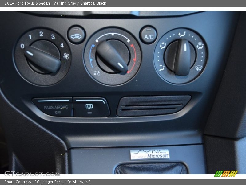 Sterling Gray / Charcoal Black 2014 Ford Focus S Sedan