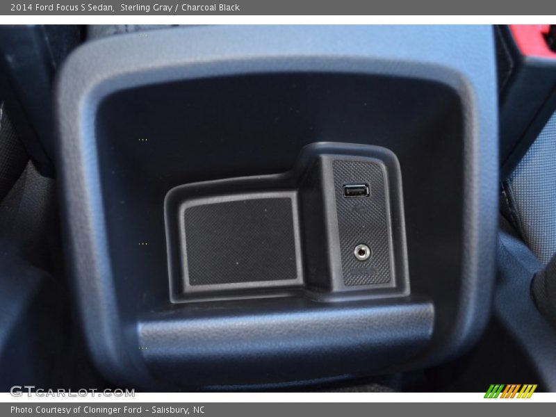 Sterling Gray / Charcoal Black 2014 Ford Focus S Sedan