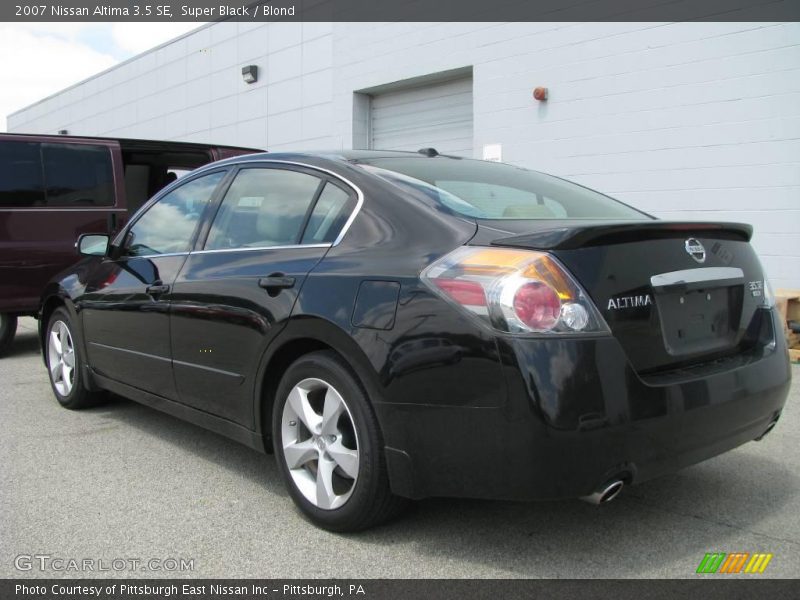 Super Black / Blond 2007 Nissan Altima 3.5 SE