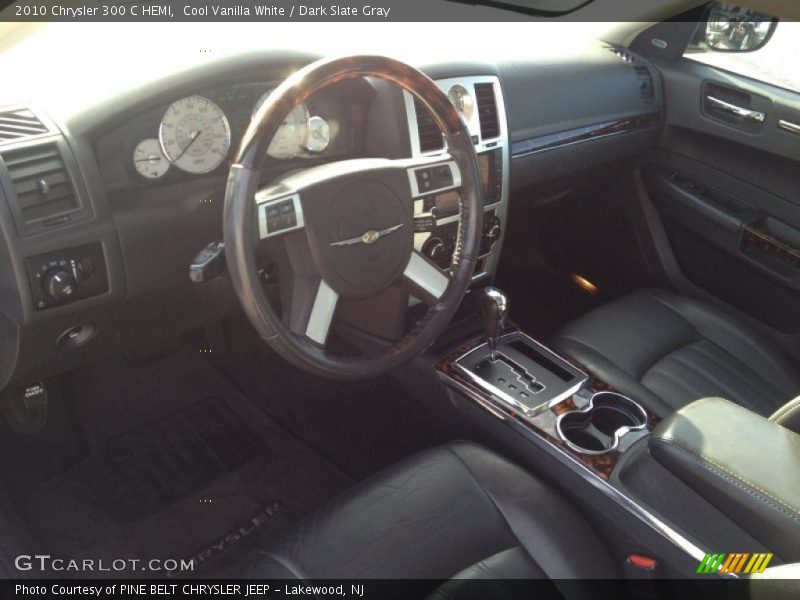 Cool Vanilla White / Dark Slate Gray 2010 Chrysler 300 C HEMI