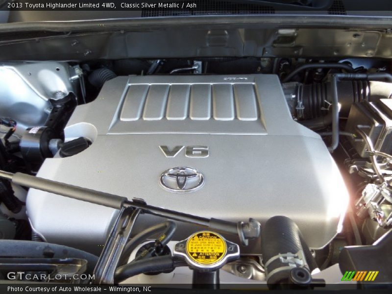 Classic Silver Metallic / Ash 2013 Toyota Highlander Limited 4WD