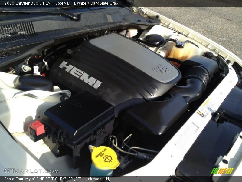 Cool Vanilla White / Dark Slate Gray 2010 Chrysler 300 C HEMI