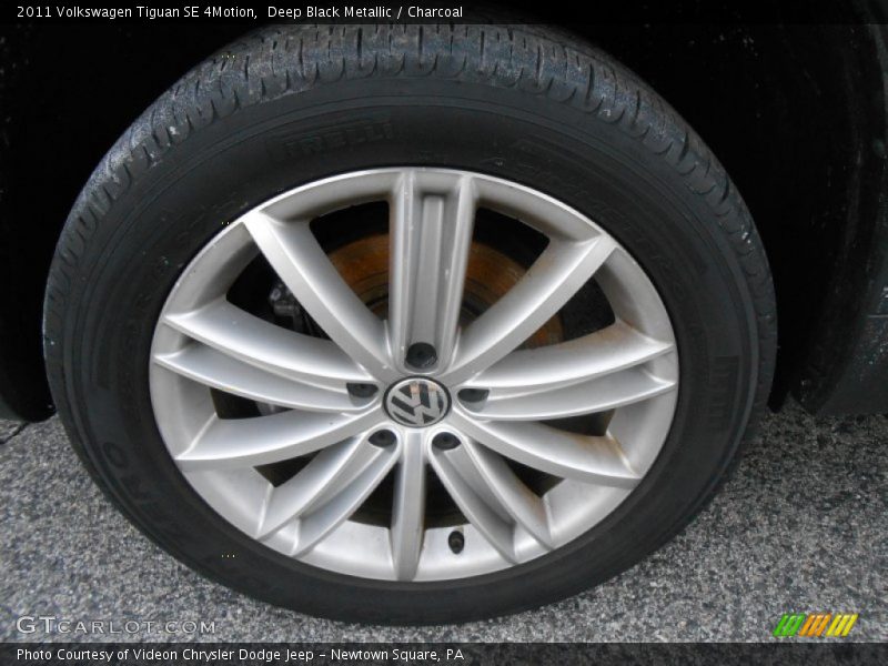Deep Black Metallic / Charcoal 2011 Volkswagen Tiguan SE 4Motion