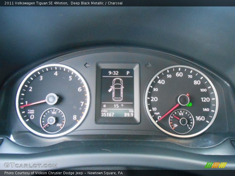 Deep Black Metallic / Charcoal 2011 Volkswagen Tiguan SE 4Motion