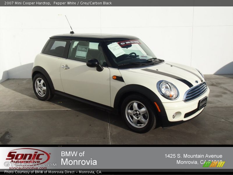 Pepper White / Grey/Carbon Black 2007 Mini Cooper Hardtop