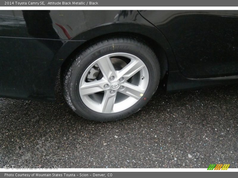 Attitude Black Metallic / Black 2014 Toyota Camry SE