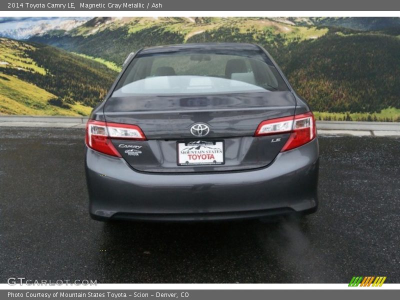 Magnetic Gray Metallic / Ash 2014 Toyota Camry LE
