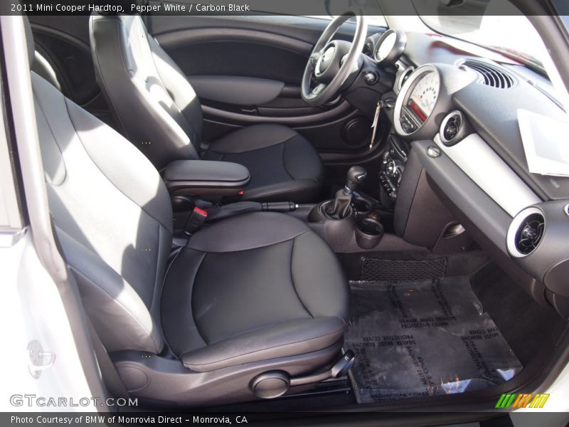 Pepper White / Carbon Black 2011 Mini Cooper Hardtop