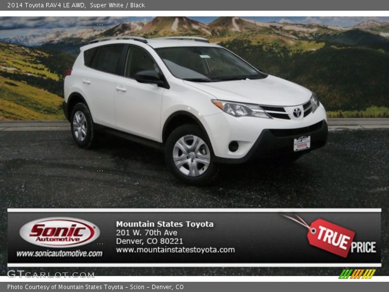 Super White / Black 2014 Toyota RAV4 LE AWD