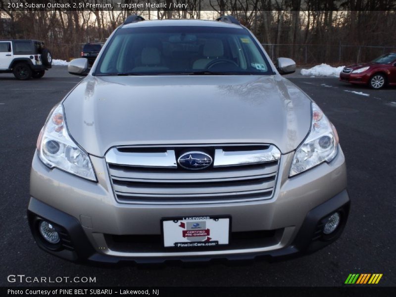 Tungsten Metallic / Ivory 2014 Subaru Outback 2.5i Premium
