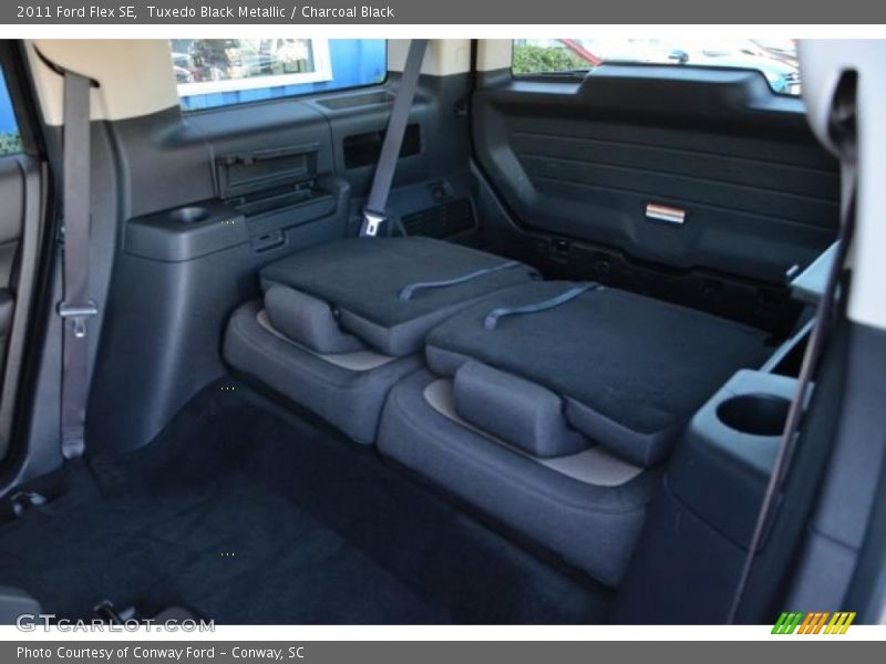 Tuxedo Black Metallic / Charcoal Black 2011 Ford Flex SE