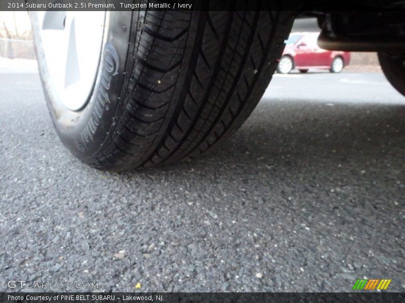Tungsten Metallic / Ivory 2014 Subaru Outback 2.5i Premium