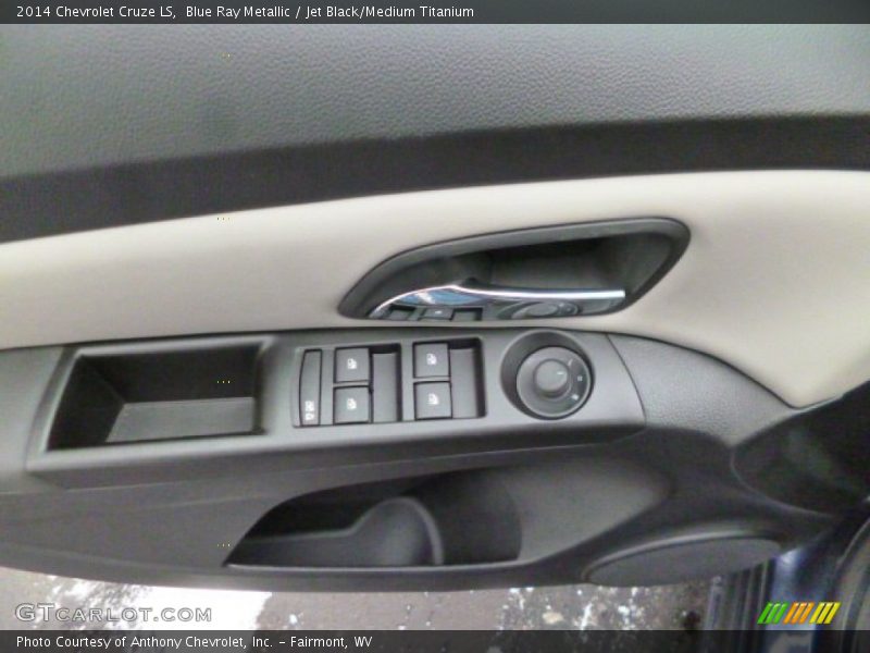 Blue Ray Metallic / Jet Black/Medium Titanium 2014 Chevrolet Cruze LS