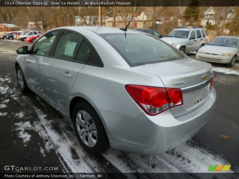 Silver Ice Metallic / Jet Black/Medium Titanium 2014 Chevrolet Cruze LS