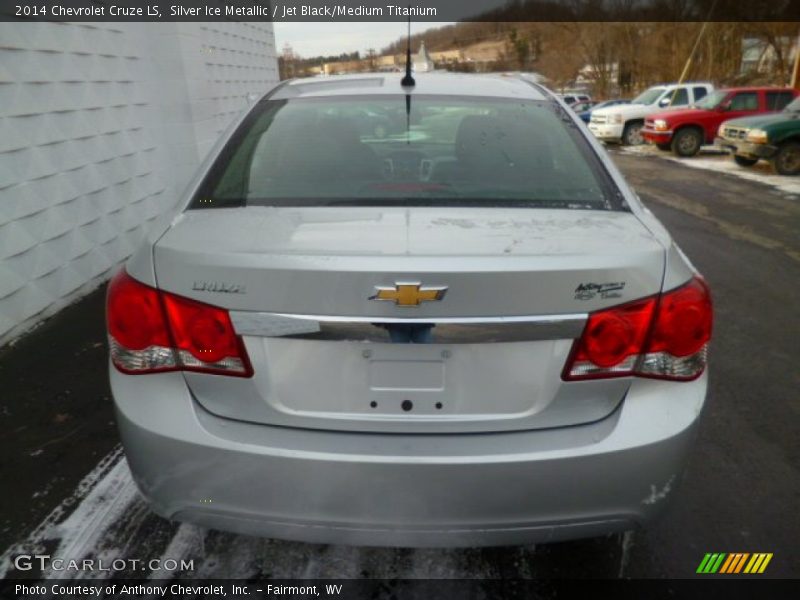 Silver Ice Metallic / Jet Black/Medium Titanium 2014 Chevrolet Cruze LS