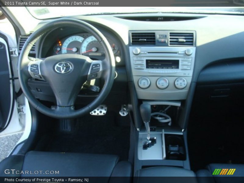 Super White / Dark Charcoal 2011 Toyota Camry SE
