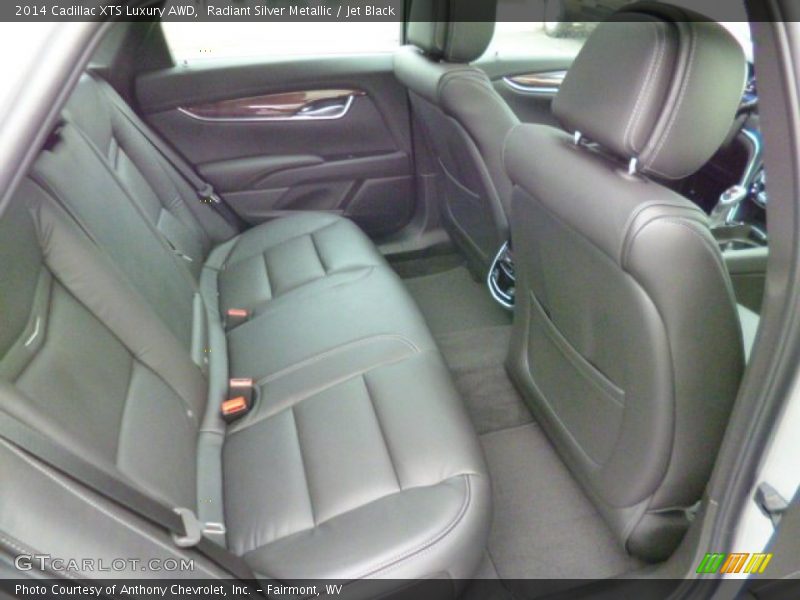Radiant Silver Metallic / Jet Black 2014 Cadillac XTS Luxury AWD