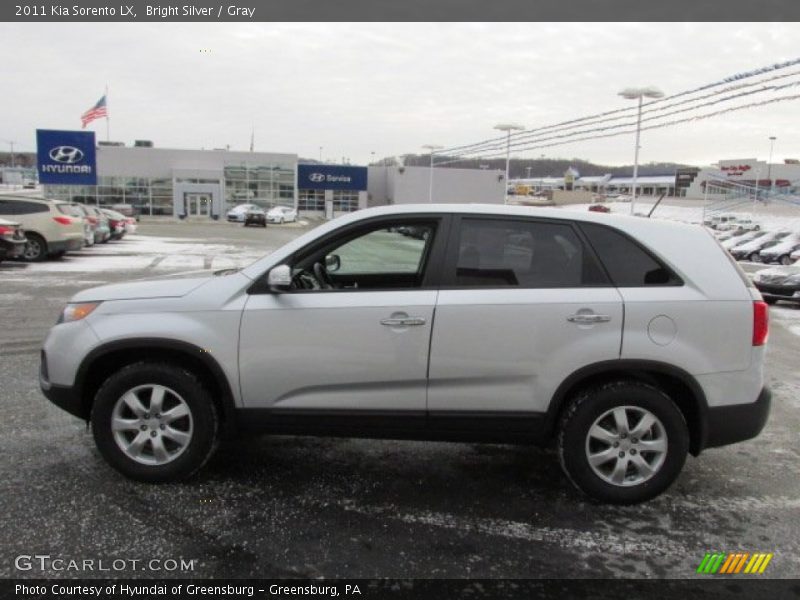 Bright Silver / Gray 2011 Kia Sorento LX