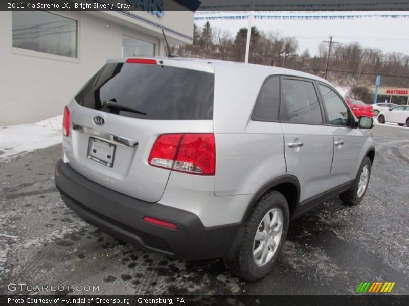Bright Silver / Gray 2011 Kia Sorento LX