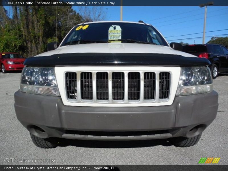 Stone White / Dark Slate Gray 2004 Jeep Grand Cherokee Laredo