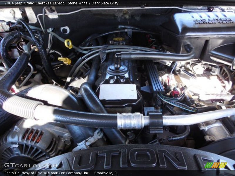 Stone White / Dark Slate Gray 2004 Jeep Grand Cherokee Laredo