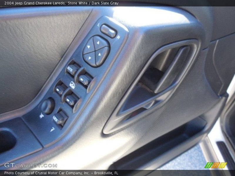 Stone White / Dark Slate Gray 2004 Jeep Grand Cherokee Laredo