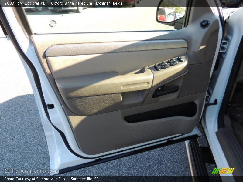 Oxford White / Medium Parchment Beige 2003 Ford Explorer XLT