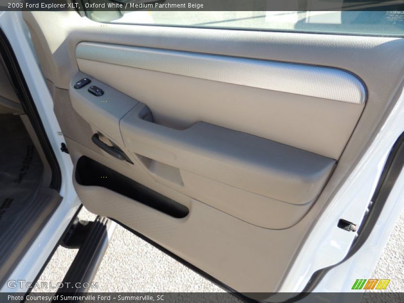 Oxford White / Medium Parchment Beige 2003 Ford Explorer XLT