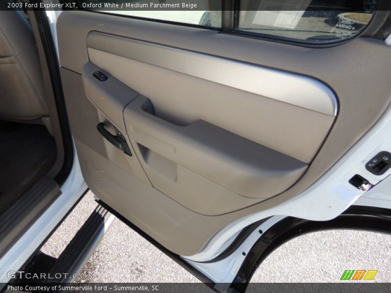 Oxford White / Medium Parchment Beige 2003 Ford Explorer XLT
