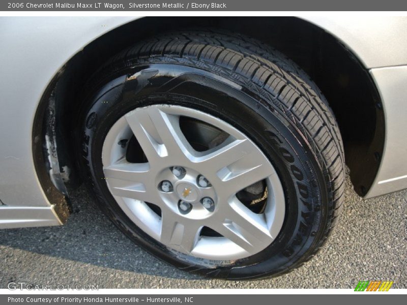  2006 Malibu Maxx LT Wagon Wheel