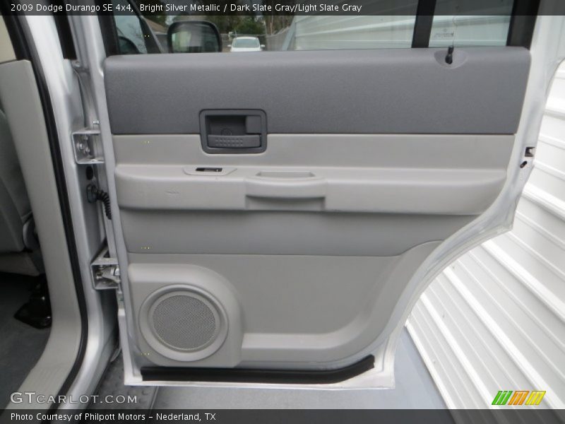 Bright Silver Metallic / Dark Slate Gray/Light Slate Gray 2009 Dodge Durango SE 4x4