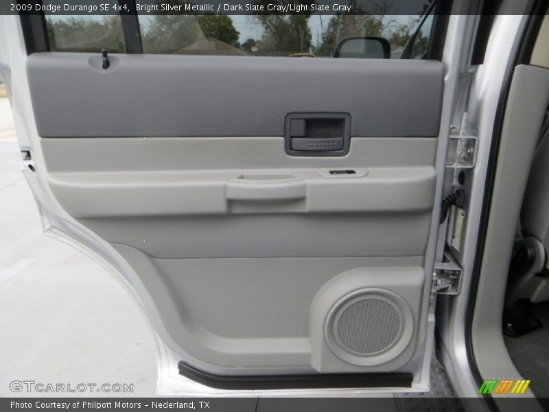 Bright Silver Metallic / Dark Slate Gray/Light Slate Gray 2009 Dodge Durango SE 4x4
