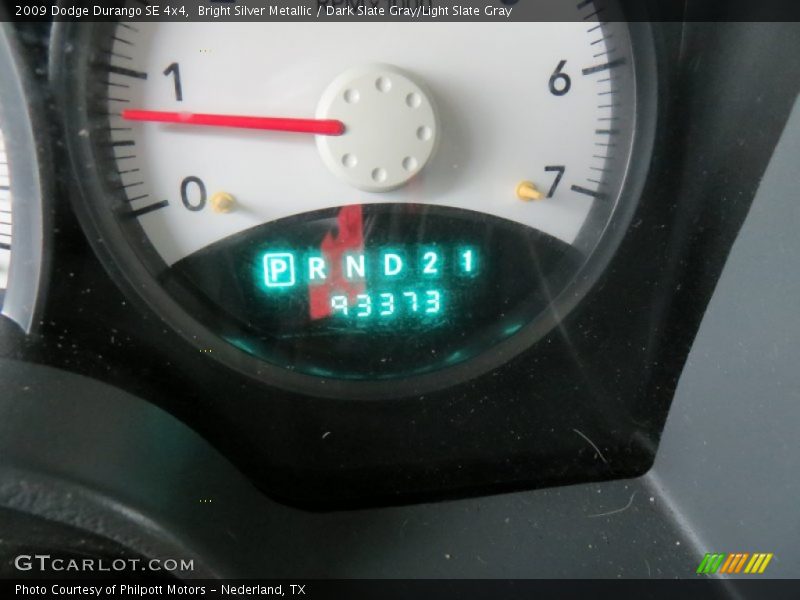 Bright Silver Metallic / Dark Slate Gray/Light Slate Gray 2009 Dodge Durango SE 4x4