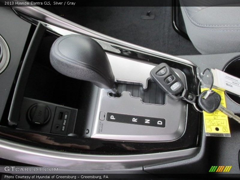 Silver / Gray 2013 Hyundai Elantra GLS