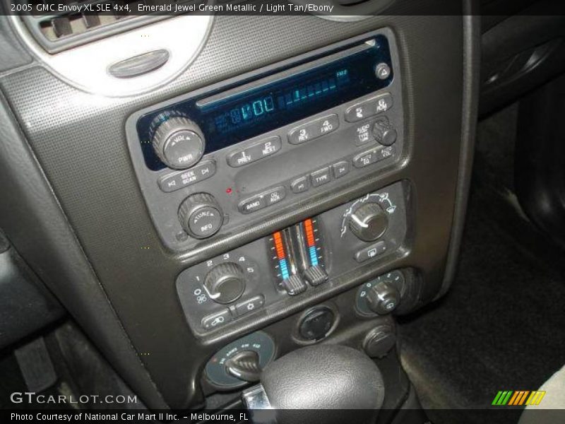 Emerald Jewel Green Metallic / Light Tan/Ebony 2005 GMC Envoy XL SLE 4x4