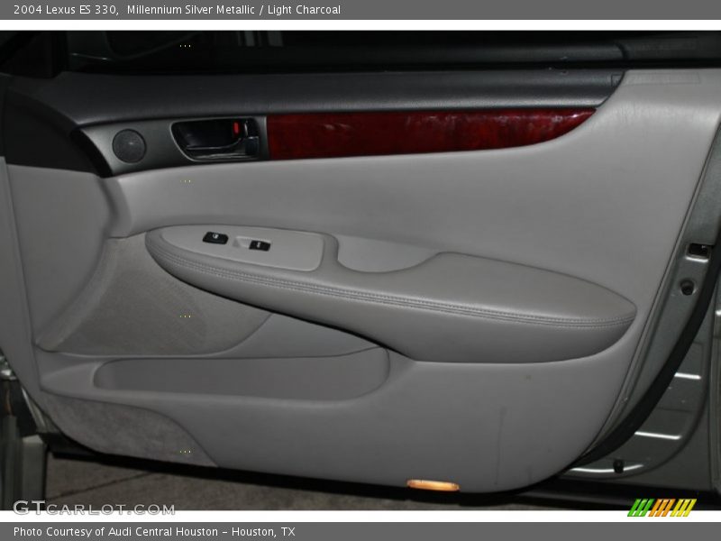 Millennium Silver Metallic / Light Charcoal 2004 Lexus ES 330