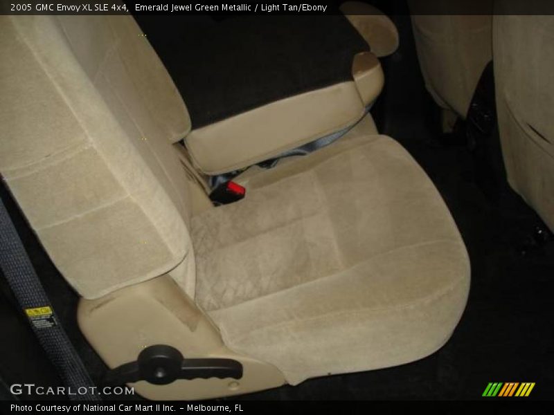 Emerald Jewel Green Metallic / Light Tan/Ebony 2005 GMC Envoy XL SLE 4x4