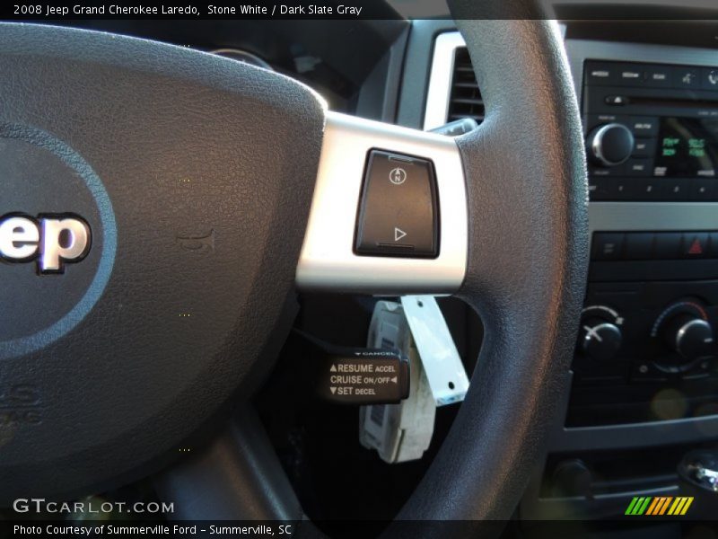 Stone White / Dark Slate Gray 2008 Jeep Grand Cherokee Laredo