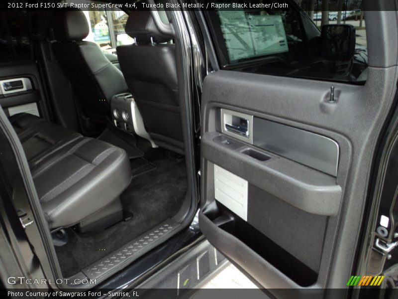 Tuxedo Black Metallic / Raptor Black Leather/Cloth 2012 Ford F150 SVT Raptor SuperCrew 4x4