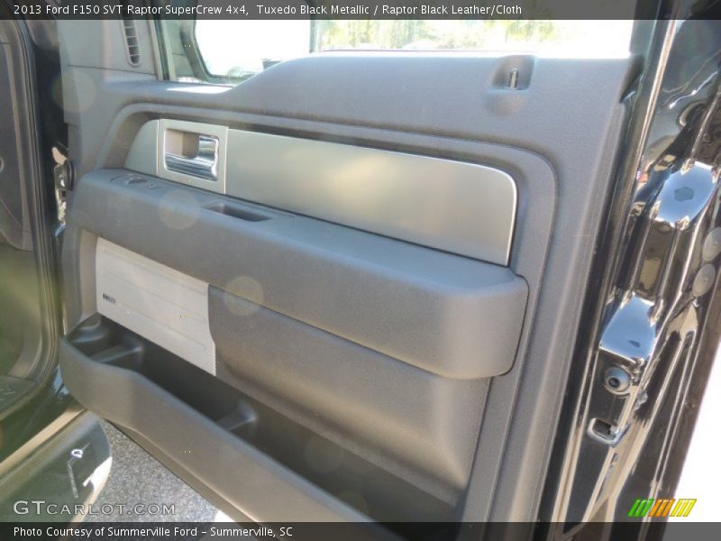Tuxedo Black Metallic / Raptor Black Leather/Cloth 2013 Ford F150 SVT Raptor SuperCrew 4x4