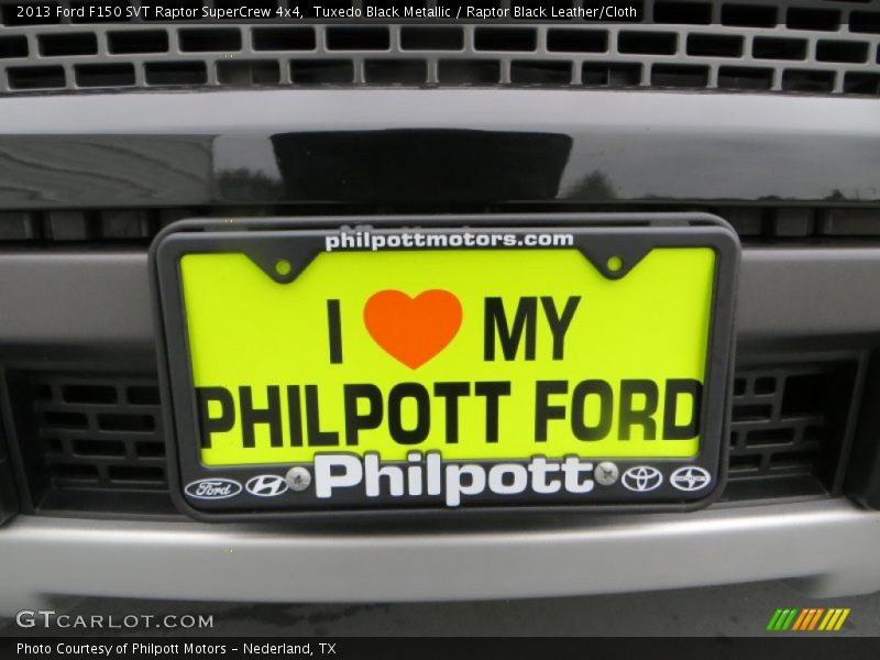 Tuxedo Black Metallic / Raptor Black Leather/Cloth 2013 Ford F150 SVT Raptor SuperCrew 4x4
