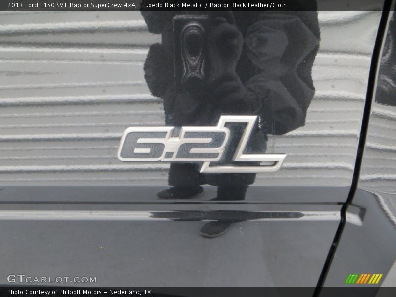 Tuxedo Black Metallic / Raptor Black Leather/Cloth 2013 Ford F150 SVT Raptor SuperCrew 4x4