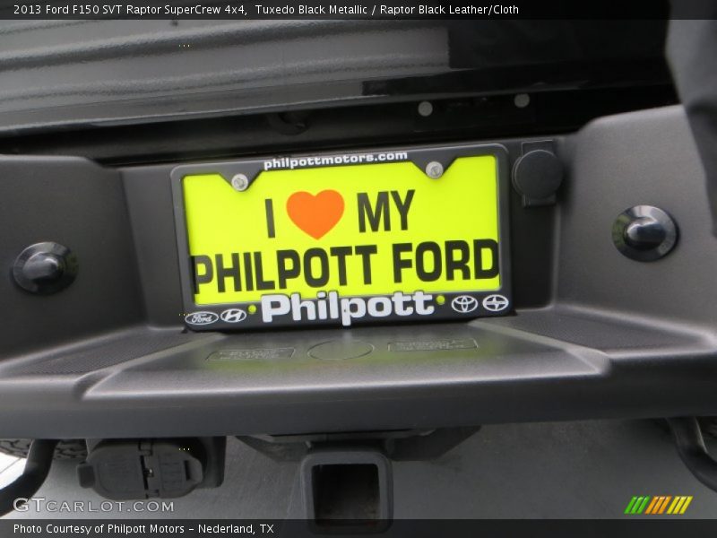 Tuxedo Black Metallic / Raptor Black Leather/Cloth 2013 Ford F150 SVT Raptor SuperCrew 4x4