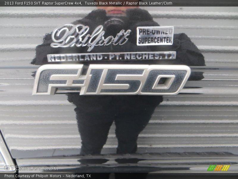 Tuxedo Black Metallic / Raptor Black Leather/Cloth 2013 Ford F150 SVT Raptor SuperCrew 4x4