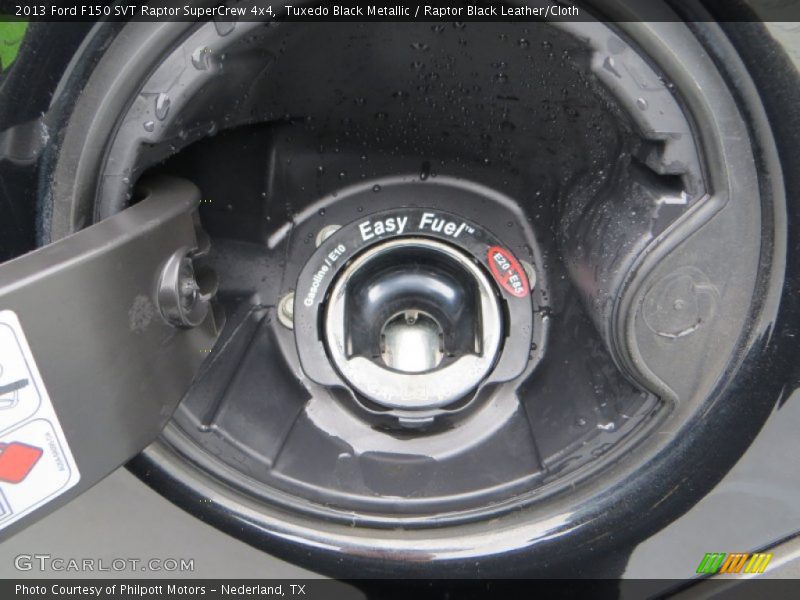Tuxedo Black Metallic / Raptor Black Leather/Cloth 2013 Ford F150 SVT Raptor SuperCrew 4x4