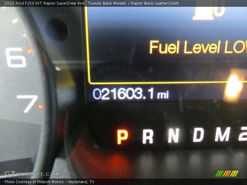 Tuxedo Black Metallic / Raptor Black Leather/Cloth 2013 Ford F150 SVT Raptor SuperCrew 4x4