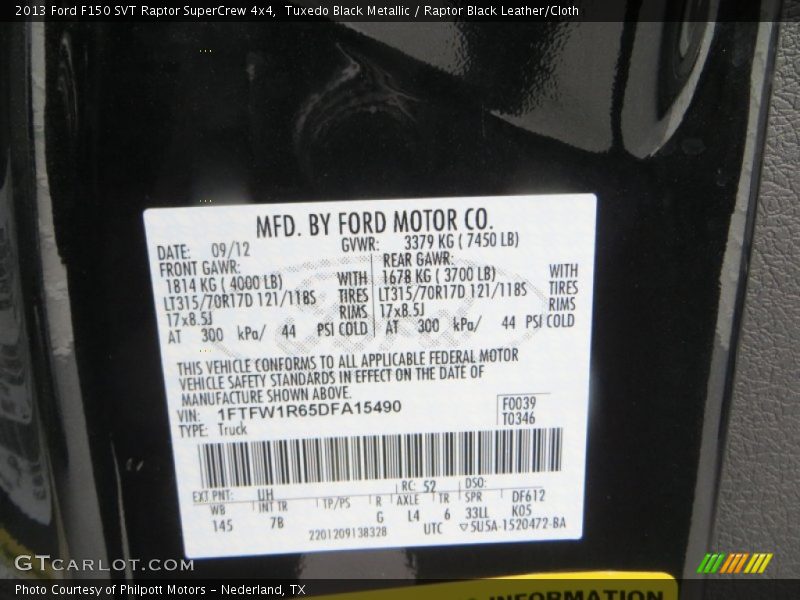 Tuxedo Black Metallic / Raptor Black Leather/Cloth 2013 Ford F150 SVT Raptor SuperCrew 4x4