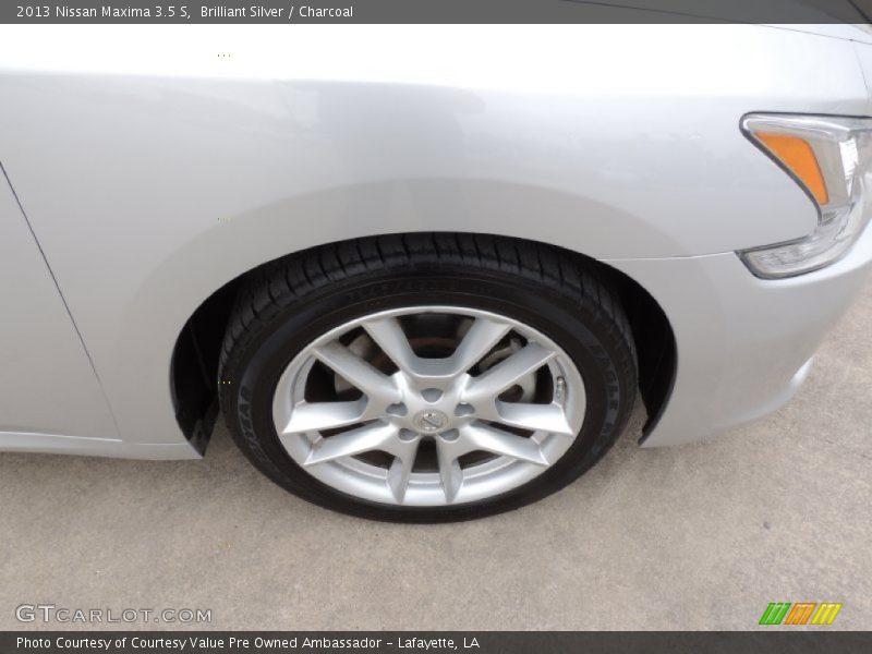 Brilliant Silver / Charcoal 2013 Nissan Maxima 3.5 S