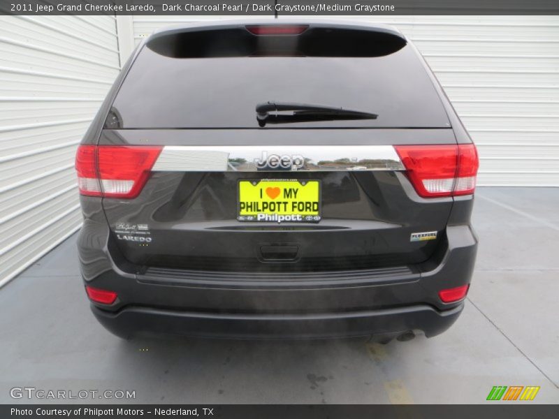 Dark Charcoal Pearl / Dark Graystone/Medium Graystone 2011 Jeep Grand Cherokee Laredo